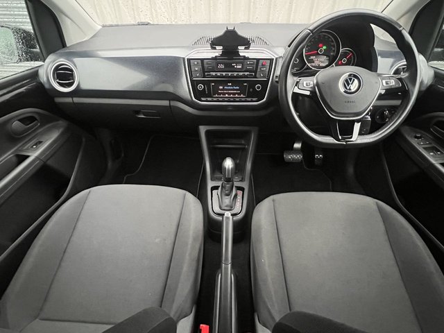 2022 VOLKSWAGEN e-up! - Photo 10