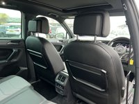 USED 2017 67 VOLKSWAGEN TIGUAN 2.0 TDI R-Line SUV 5dr Diesel DSG 4Motion Euro 6 (s/s) (190 ps) - F/S/H - APPLE CAR PLAY - SAT NAV - HEATED SEATS - PAN ROOF - P/SENSORS - ADAPTIVE CRUISE