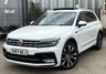 USED 2017 67 VOLKSWAGEN TIGUAN 2.0 TDI R-Line SUV 5dr Diesel DSG 4Motion Euro 6 (s/s) (190 ps) - F/S/H - APPLE CAR PLAY - SAT NAV - HEATED SEATS - PAN ROOF - P/SENSORS - ADAPTIVE CRUISE