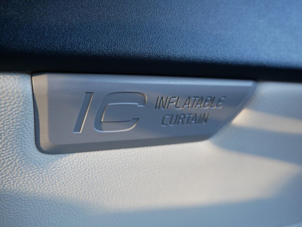 USED 2010 59 VOLVO C70 2.0D Ice White Convertible 2dr Diesel Manual (158 g/km, 134 bhp) CAM BELT CHANGED @ 68415 MILES
