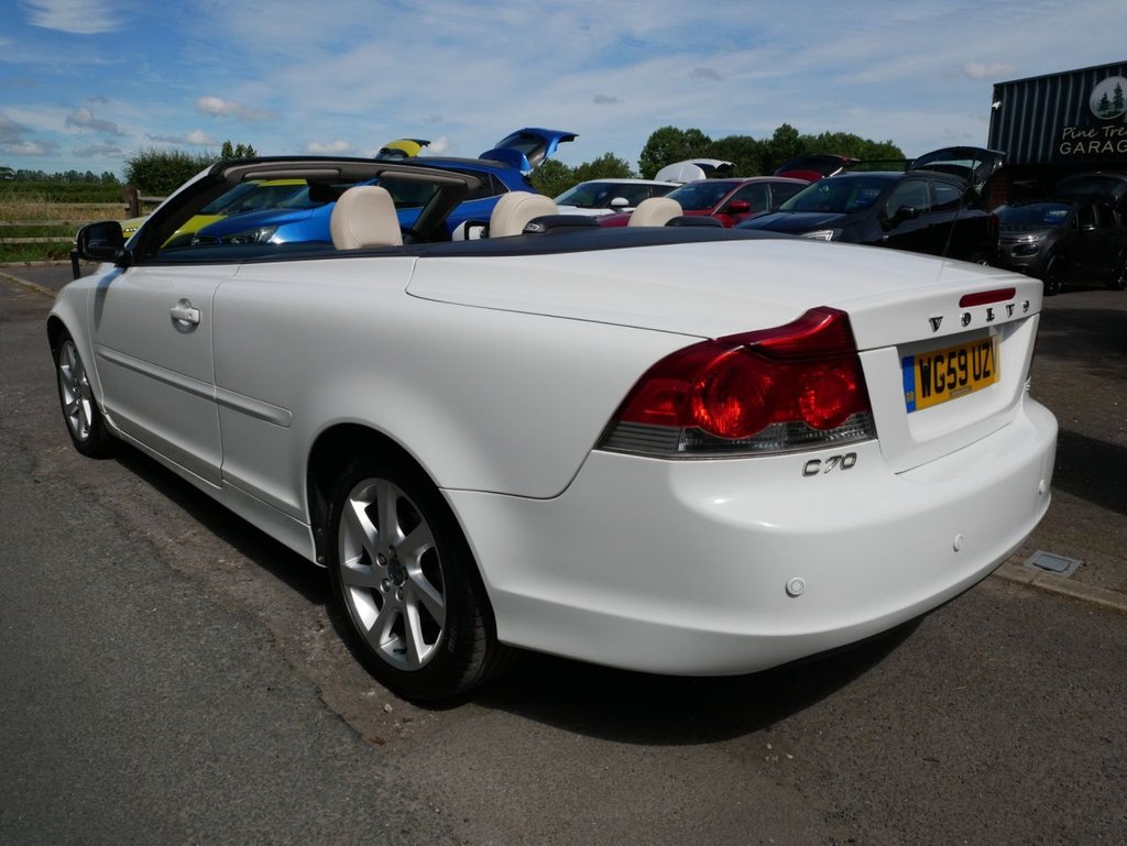 USED 2010 59 VOLVO C70 2.0D Ice White Convertible 2dr Diesel Manual (158 g/km, 134 bhp) CAM BELT CHANGED @ 68415 MILES