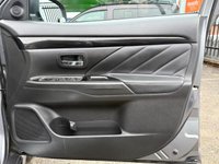 USED 2017 67 MITSUBISHI OUTLANDER 2.0h 12kWh Juro SUV 5dr Petrol Plug-in Hybrid CVT 4WD Euro 6 (s/s) (200 ps) SERVICE HISTORY, HEATED FRONT SEATS