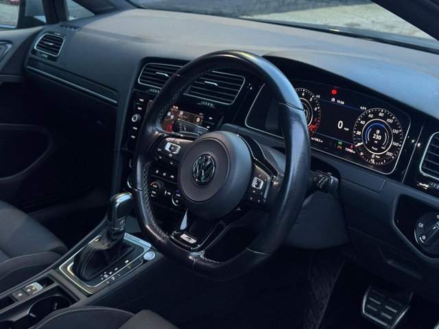 2019 Volkswagen Golf 2L R 5dr - Photo 10