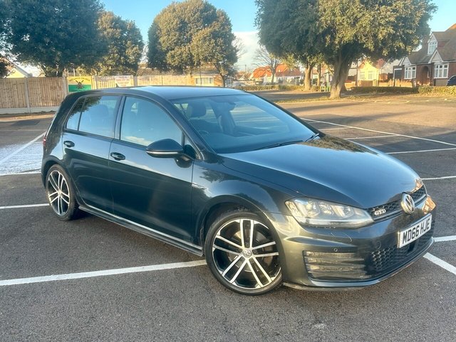 2017 Volkswagen Golf 2L Gtd 5dr - Photo 4