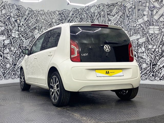 2013 Volkswagen Up! 1L Groove Up! 5dr - Photo 8