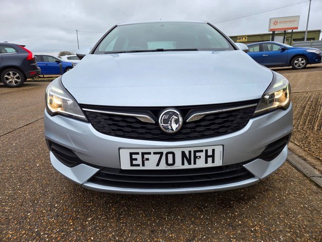 2020 VAUXHALL ASTRA 1.5 Turbo D SE Hatchback 5dr Diesel Manual Euro 6 (s/s) (105 ps) - Photo 4