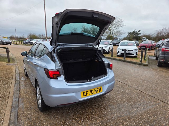 2020 VAUXHALL ASTRA 1.5 Turbo D SE Hatchback 5dr Diesel Manual Euro 6 (s/s) (105 ps) - Photo 7