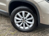 USED 2014 14 VOLKSWAGEN TIGUAN 2.0 TDI BlueMotion Tech Match SUV 5dr Diesel DSG 4WD Euro 5 (s/s) (140 ps) *** 2 KEYS, FULL SERVICE HISTORY *** STUNNING THROUGHOUT *** FINANCE AVAILABLE FROM 9.9% APR ***