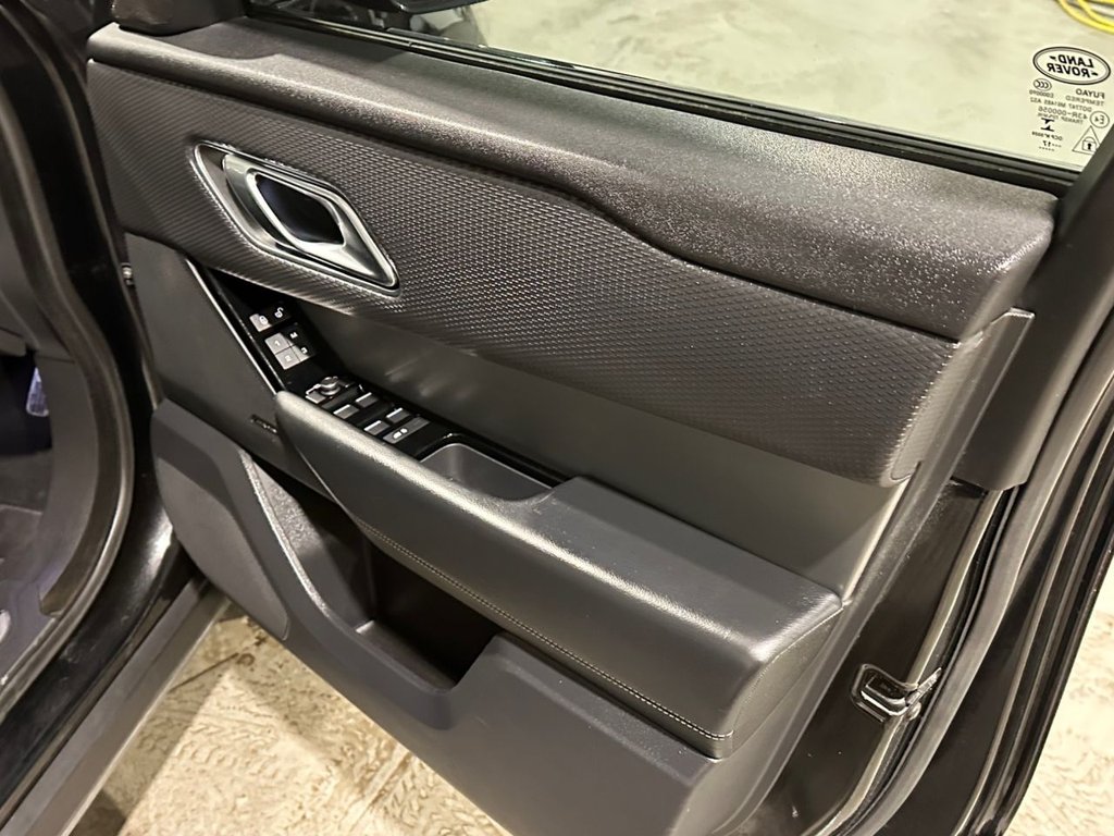 USED 2017 T LAND ROVER RANGE ROVER VELAR 2.0 D180 R-Dynamic S SUV 5dr Diesel Auto 4WD Euro 6 (s/s) (180 ps) 