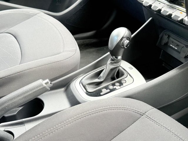 2014 KIA RIO 1.4 2 Hatchback 5dr Petrol Auto Euro 5 (107 bhp) - Photo 7