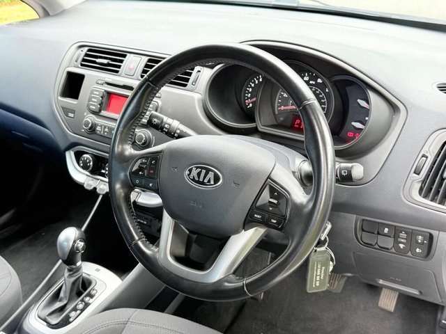 2014 KIA RIO 1.4 2 Hatchback 5dr Petrol Auto Euro 5 (107 bhp) - Photo 12