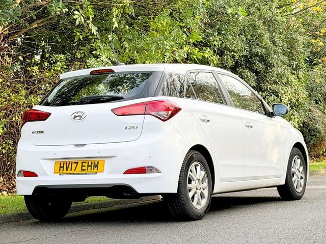 2017 HYUNDAI I20 1.4 SE Hatchback 5dr Petrol Auto Euro 6 (100 ps) - Photo 4
