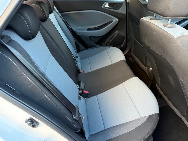 2017 HYUNDAI I20 1.4 SE Hatchback 5dr Petrol Auto Euro 6 (100 ps) - Photo 10