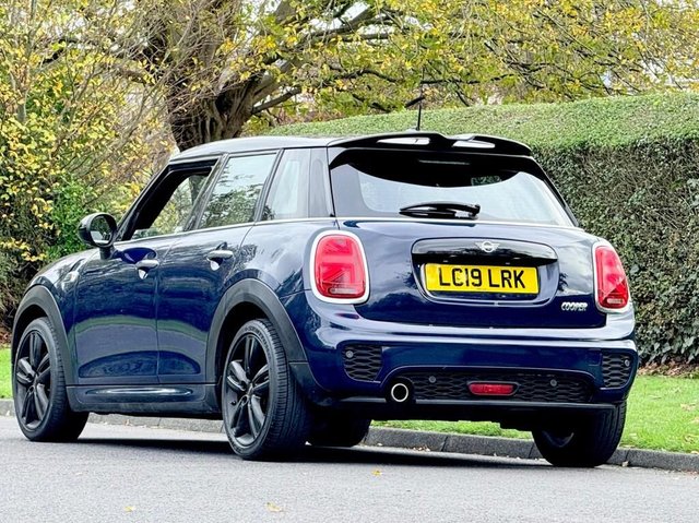 2019 MINI HATCH 1.5 Cooper Sport Hatchback 5dr Petrol Steptronic Euro 6 (s/s) (136 ps) - Photo 4