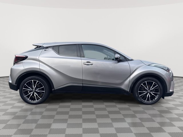 2019 TOYOTA C-HR - Photo 6