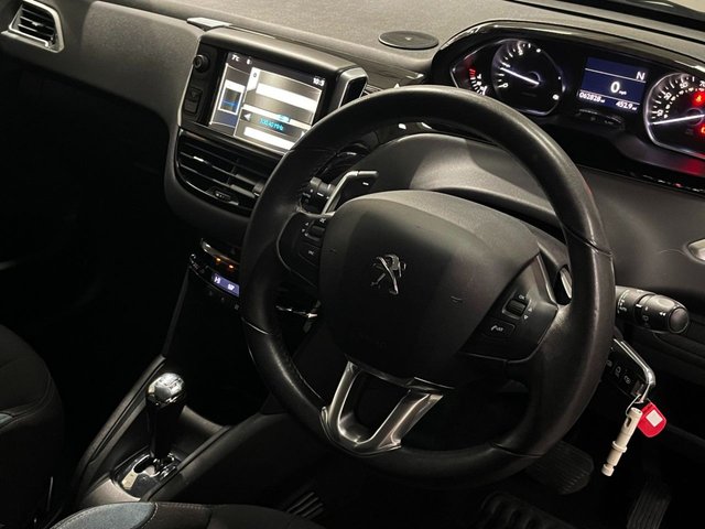 View our PEUGEOT 208