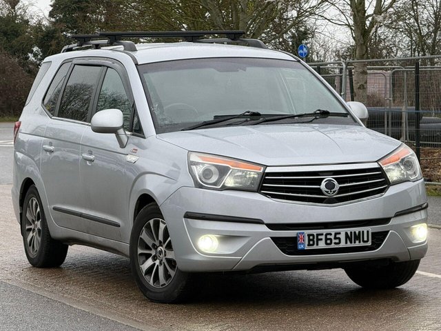 2015 Ssangyong Turismo 2.2D ELX T-Tronic 4WD Selectable Euro 6 5dr photo