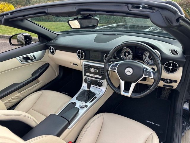 2015 MERCEDES-BENZ SLK 2.1 SLK250 CDI AMG Sport Convertible 2dr Diesel G-Tronic+ Euro 5 (s/s) (204 ps) - Photo 2