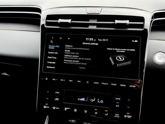 2022 HYUNDAI TUCSON 1.6 h T-GDi Premium SUV 5dr Petrol Hybrid Auto Euro 6 (s/s) (230 ps) - Photo 10