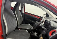 USED 2019 69 TOYOTA AYGO 1.0 VVT-i x-play Hatchback 5dr Petrol Manual Euro 6 (71 ps) 