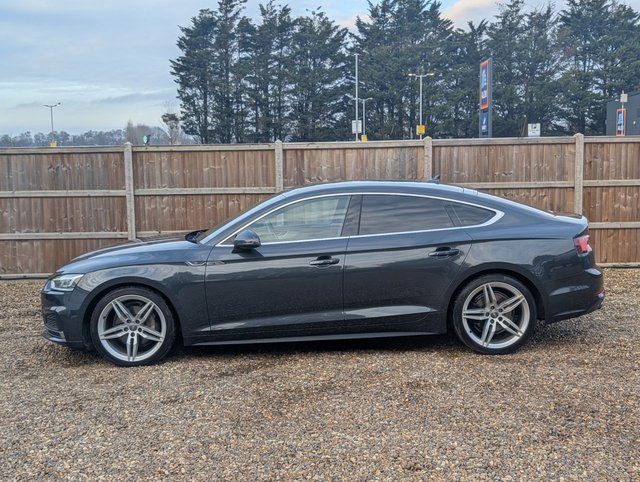 2020 AUDI A5 - Photo 2