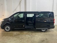 USED 2021 71 VAUXHALL Vivaro Life Electric E-Life Electric Estate 100kW 50kWh Auto Combi 9 seat 