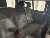 USED 2021 71 VAUXHALL Vivaro Life Electric E-Life Electric Estate 100kW 50kWh Auto Combi 9 seat 