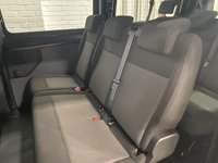 USED 2021 71 VAUXHALL Vivaro Life Electric E-Life Electric Estate 100kW 50kWh Auto Combi 9 seat 