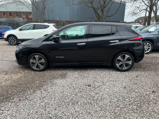 2018 NISSAN LEAF - Photo 6