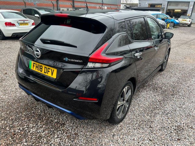 2018 NISSAN LEAF - Photo 9