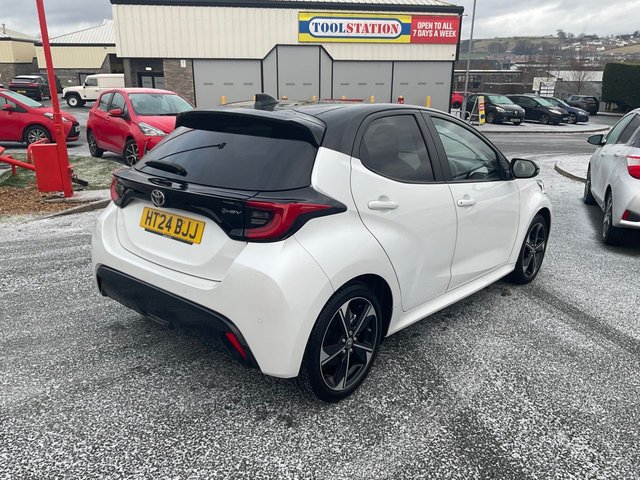 2024 TOYOTA YARIS - Photo 7