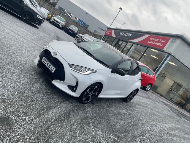 2024 TOYOTA YARIS - Photo 10