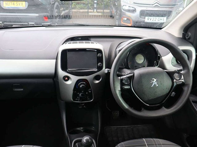 2018 PEUGEOT 108 2018 1.0 Active Hatchback 5dr Petrol Manual Euro 6 (68 ps) - Photo 11