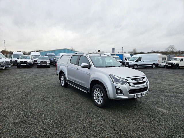 View our ISUZU D-MAX