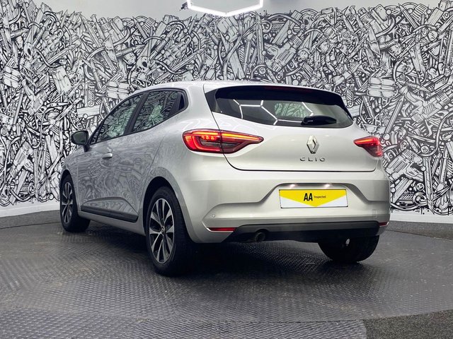 2021 Renault Clio 1L Iconic 5dr - Photo 10