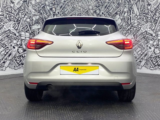 2021 Renault Clio 1L Iconic 5dr - Photo 9