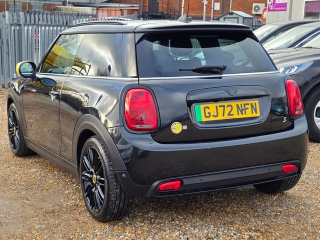 2022 MINI Electric Hatch - Photo 2