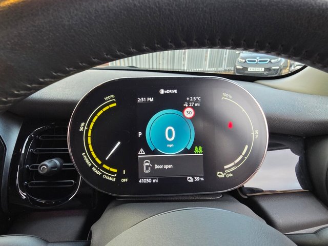 2022 MINI Electric Hatch - Photo 12