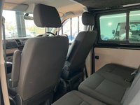 USED 2018 68 VOLKSWAGEN TRANSPORTER 2.0 BiTDI T32 BlueMotion Tech Highline Kombi Double Cab 5dr Diesel DSG FWD LWB Euro 6 (s/s) (204 ps) 