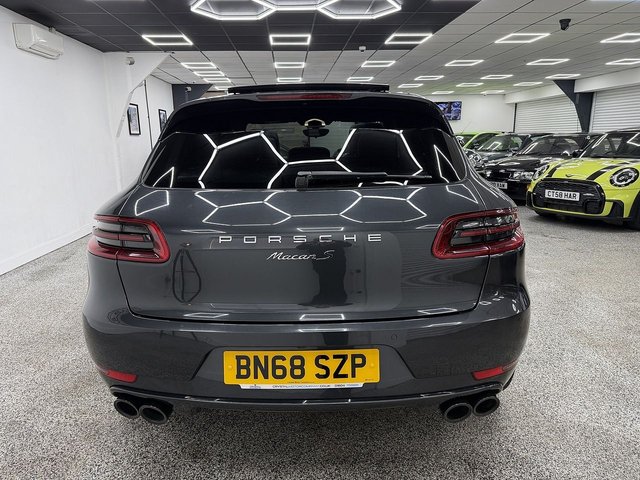 View our PORSCHE MACAN