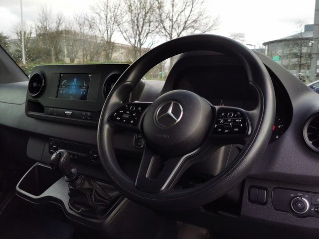 2021 Mercedes-Benz SPRINTER - Photo 2