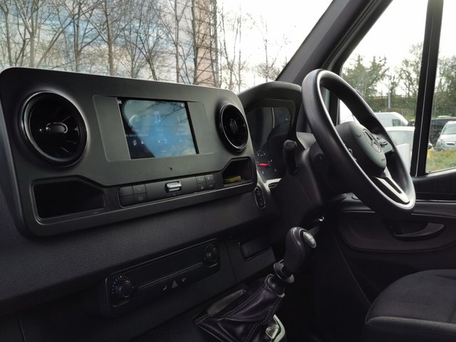 2021 Mercedes-Benz SPRINTER - Photo 9