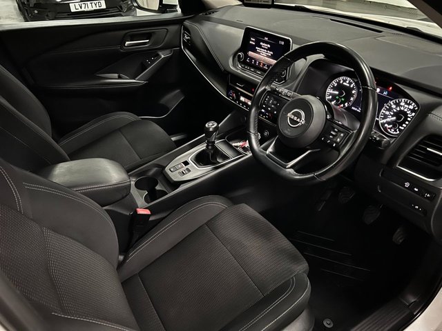 View our NISSAN QASHQAI