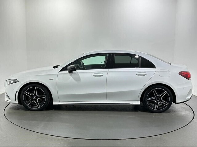 2021 Mercedes-Benz A Class - Photo 5