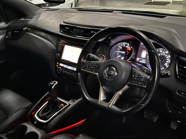 View our NISSAN QASHQAI