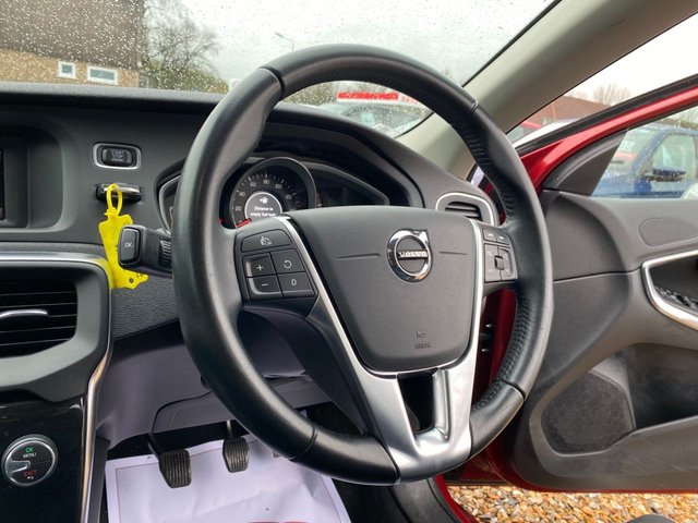 2017 Volvo V40 2L Momentum 5dr - Photo 12