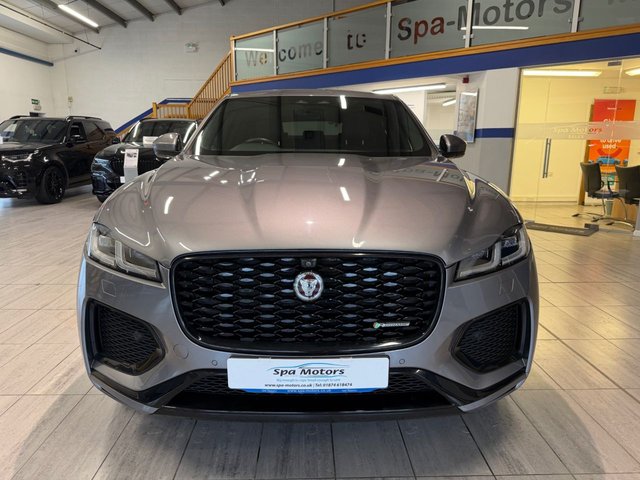 2021 Jaguar F-Pace 2L R-Dynamic S 5dr - Photo 2