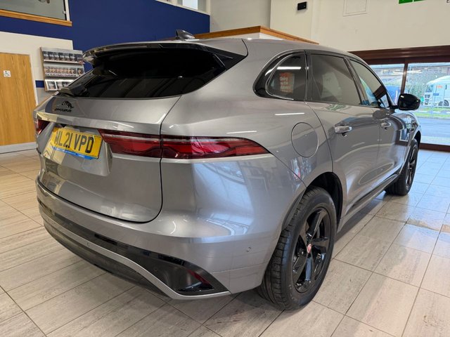 2021 Jaguar F-Pace 2L R-Dynamic S 5dr - Photo 7