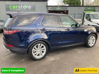 USED 2020 20 LAND ROVER DISCOVERY 3.0 SD V6 HSE SUV, Blue, 65,000 miles, Euro 6 ULEZ Diesel, Automatic ,4WD, Leather, Panoramic roof, Sat Nav, Rear camera, 20 Inch Alloys great spec. This 2020 Land Rover Discovery SD V6 HSE boasts a full dealership service history, with its last service completed on 13th January 2025 at 51,977 miles, ensuring excellent provenance. This capable seven seat, four wheel drive vehicle is powered by a 3.0 litre Euro 6 diesel engine, offering a compelling blend of performance and efficiency. Notable features include an electrically deployable towbar, a sliding front sunroof paired with a fixed rear panoramic roof, and the advanced Terrain Response