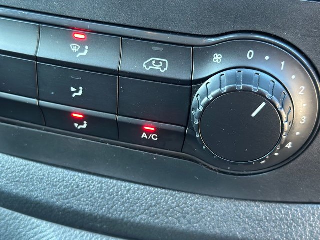 2022 Mercedes-Benz VITO - Photo 4